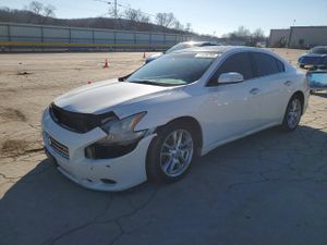 Nissan Maxima S 3.5L 6 2010