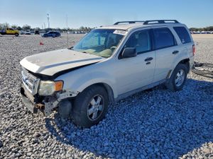 Ford Escape XLT 2.5L 4 2010