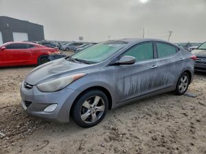 Hyundai Elantra GLS 1.8L 4 2013