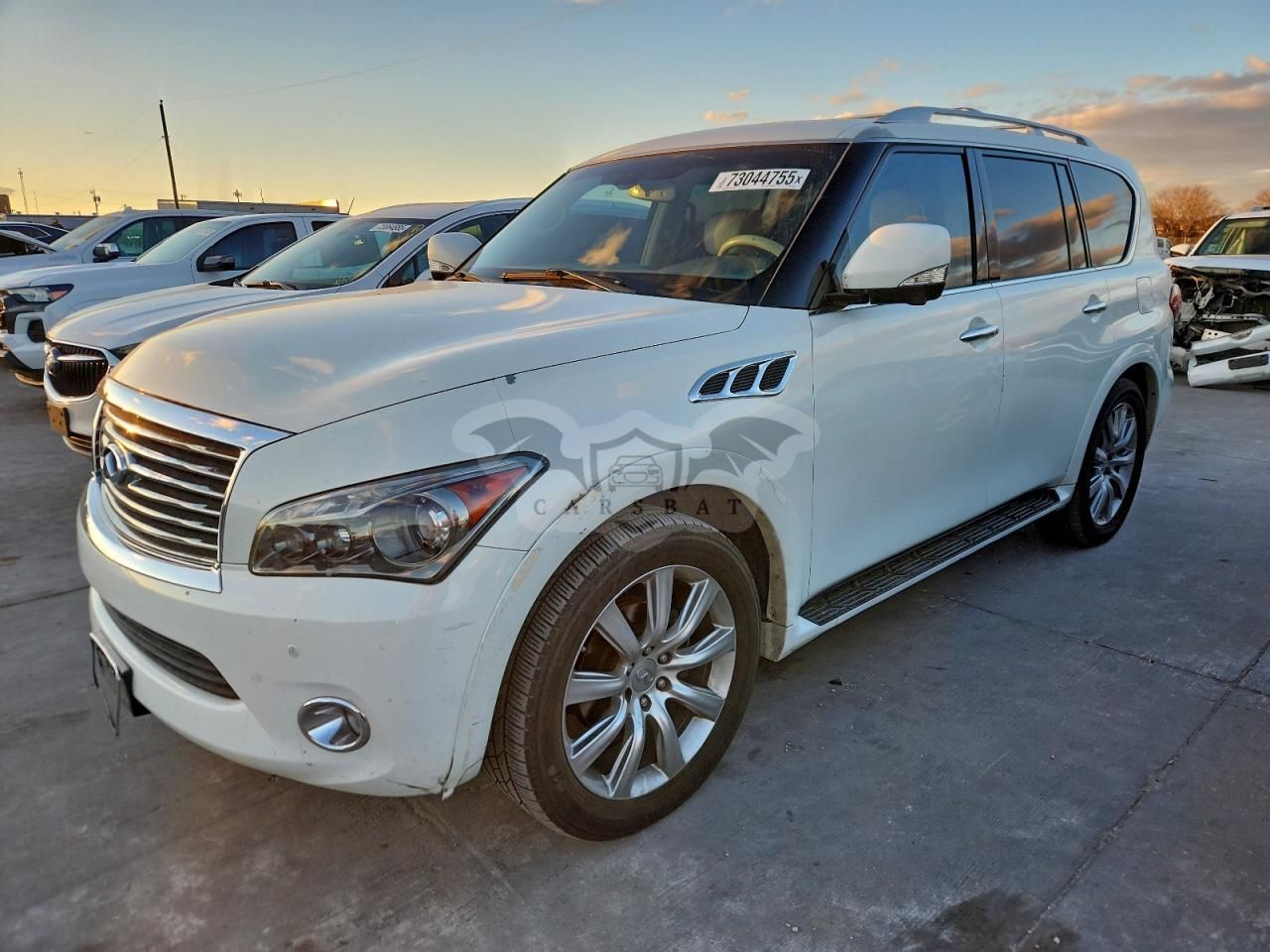 Infiniti QX56 5.6L 8 2012