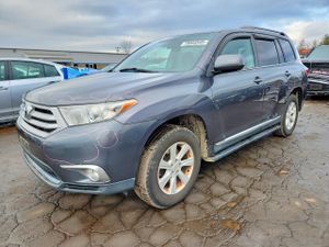 Toyota Highlander BASE 3.5L 6 2012