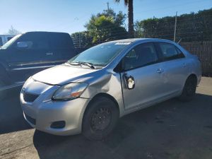 Toyota Yaris 1.5L 4 2012