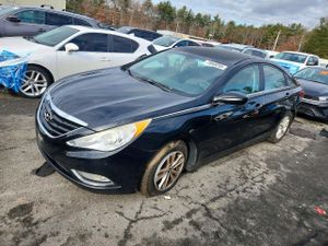 Hyundai Sonata GLS 2.4L 4 2013