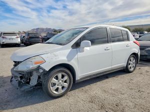 Nissan Versa S 1.8L 4 2012