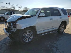 Toyota 4Runner SR5 4.0L 6 2013