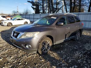 Nissan Pathfinder S 3.5L 6 2014
