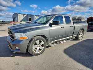 Dodge RAM ST 5.7L 8 2012