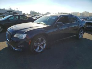 Chrysler 300 LIMITED 3.6L 6 2015