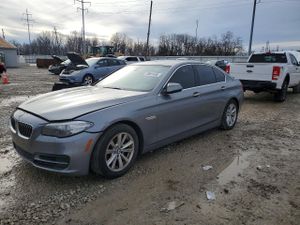 BMW 5 Series XI 2.0L 4 2014