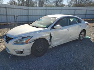 Nissan Altima 2.5 2.5L 4 2015
