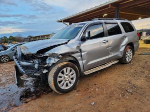 Toyota Sequoia PLATINUM 5.7L 8 2015