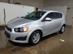 Chevrolet Aveo (Sonic) LT 1.8L 4 2013