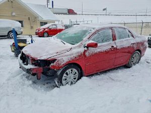 Toyota Corolla BASE 1.8L 4 2010