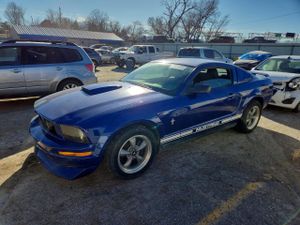 Ford Mustang 4.0L 6 2005