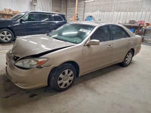 Toyota Camry LE 2.4L 4 2004