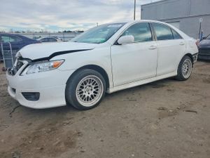 Toyota Camry BASE 2.5L 4 2010