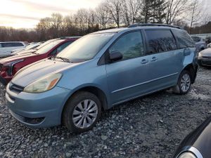 Toyota Sienna LE 3.3L 6 2004