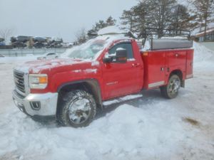 GMC Sierra K3500 SLE 6.6L 8 2015