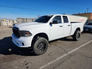 RAM 1500 ST 5.7L 8 2013