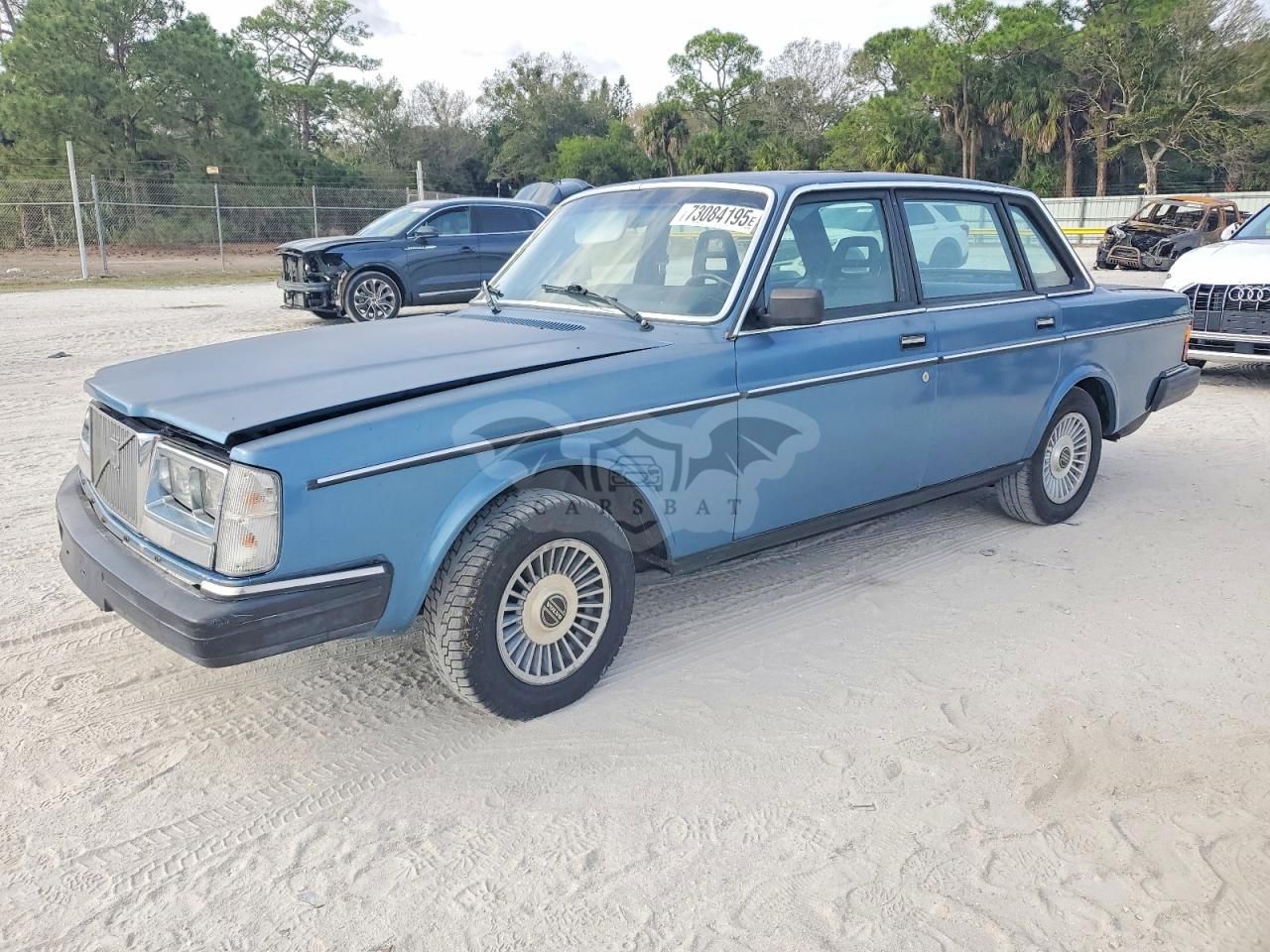 Volvo 244 DL 2.3L 4 1983