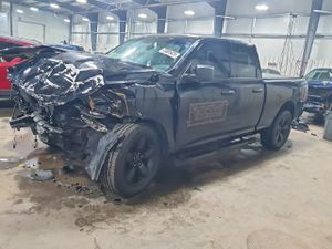 RAM 1500 ST 5.7L 8 2015