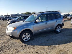 Subaru Forester 2.5X PREMIUM 2.5L 4 2010
