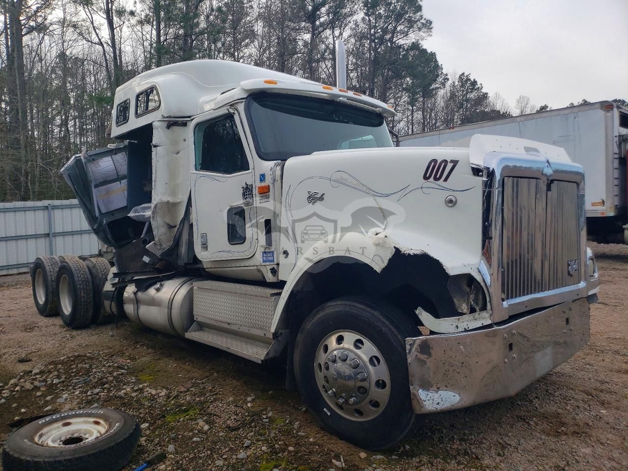 International 9000 Series 14.0L 6 2001