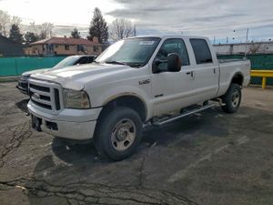 Ford F-350 SRW SUPER DUTY 6.0L 8 2005