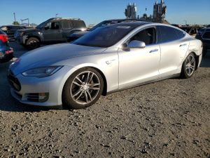 Tesla Model S 2013