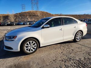 Volkswagen Jetta SE 1.8L 4 2014