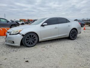 Chevrolet Malibu 2LT 2.5L 4 2015