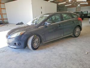 Ford Focus TITANIUM 2.0L 4 2014