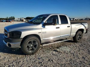 Dodge RAM ST 5.7L 8 2007