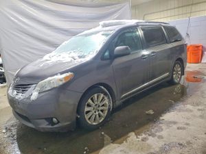 Toyota Sienna XLE 3.5L 6 2015