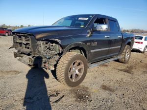 RAM 1500 LARAMIE 5.7L 8 2014