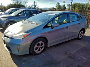 Toyota Prius 1.8L 4 2012