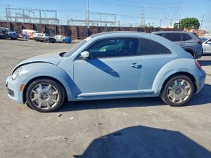 Volkswagen Beetle 2.5L 5 2013