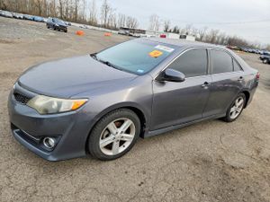 Toyota Camry BASE 2.5L 4 2012