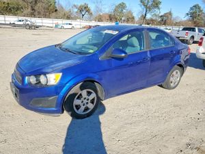 Chevrolet Aveo (Sonic) LS 1.8L 4 2013