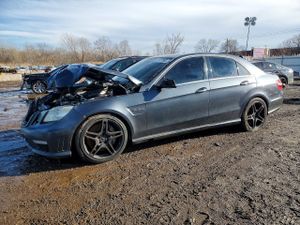 Mercedes-Benz E 63 AMG 6.2L 8 2010