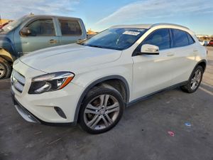 Mercedes-Benz GLA 250 4MATIC 2.0L 4 2015