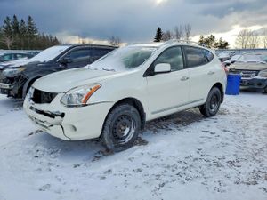 Nissan Rogue S 2.5L 4 2013