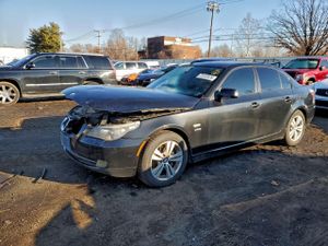 BMW 5 Series XI 3.0L 6 2010