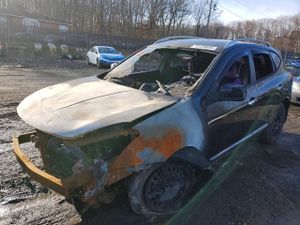 Nissan Rogue S 2.5L 4 2015
