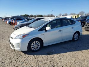 Toyota Prius 1.8L 4 2014