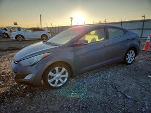 Hyundai Elantra GLS 1.8L 4 2013