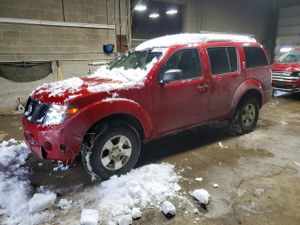 Nissan Pathfinder S 4.0L 6 2010