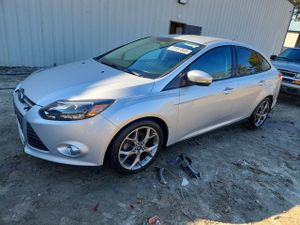 Ford Focus SE 2.0L 4 2014