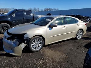 Lexus ES 3.5L 6 2015