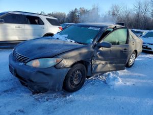Toyota Camry LE 2.4L 4 2005